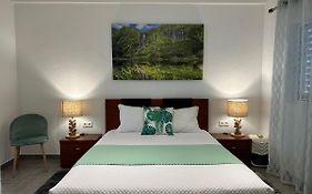 Paradise Apartments I